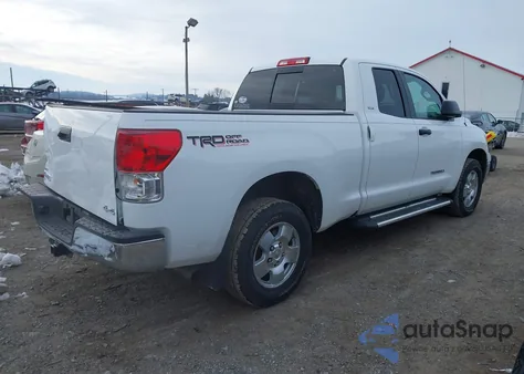 2013 Toyota Tundra Grade 4.6L V8 из США, поврежденный, VIN 5TFUM5F19DX044515